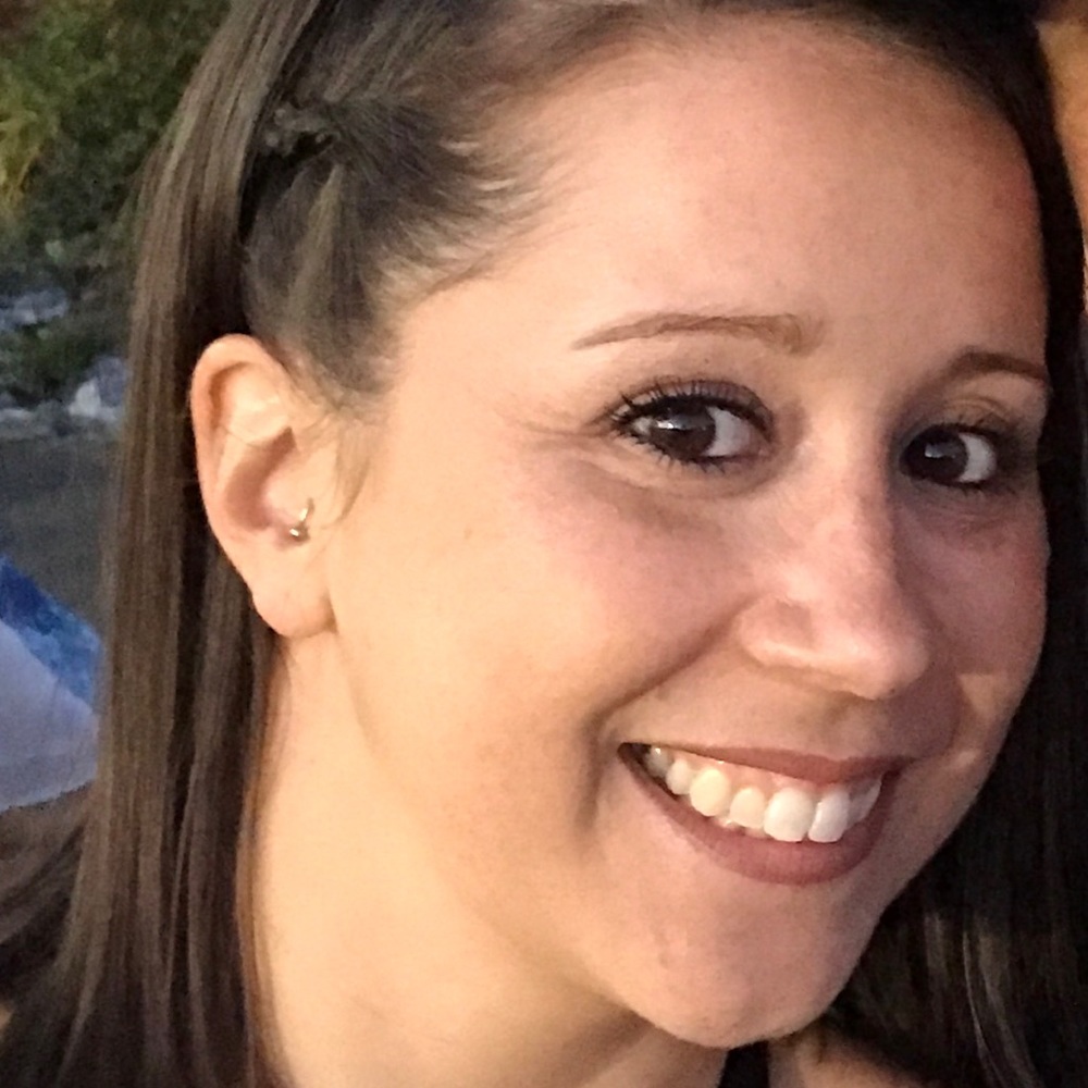 Meet your Posher, Danyell